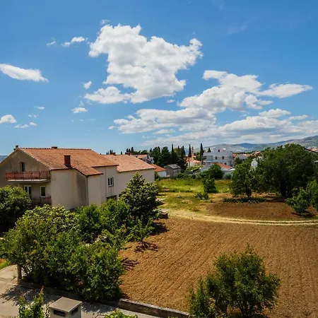 Apartments Mila Kaštela Exterior foto