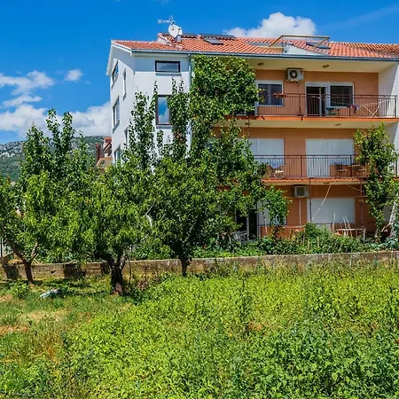 Apartments Mila Kaštela Exterior foto