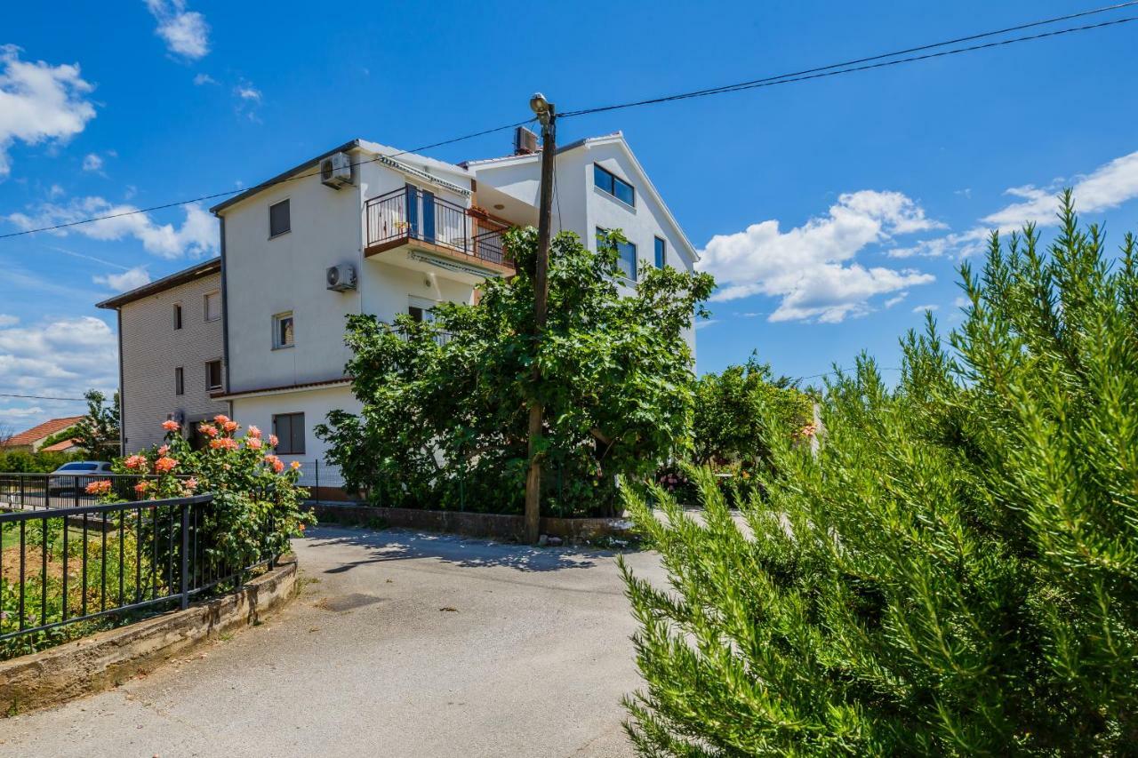 Apartment Mila Kastela