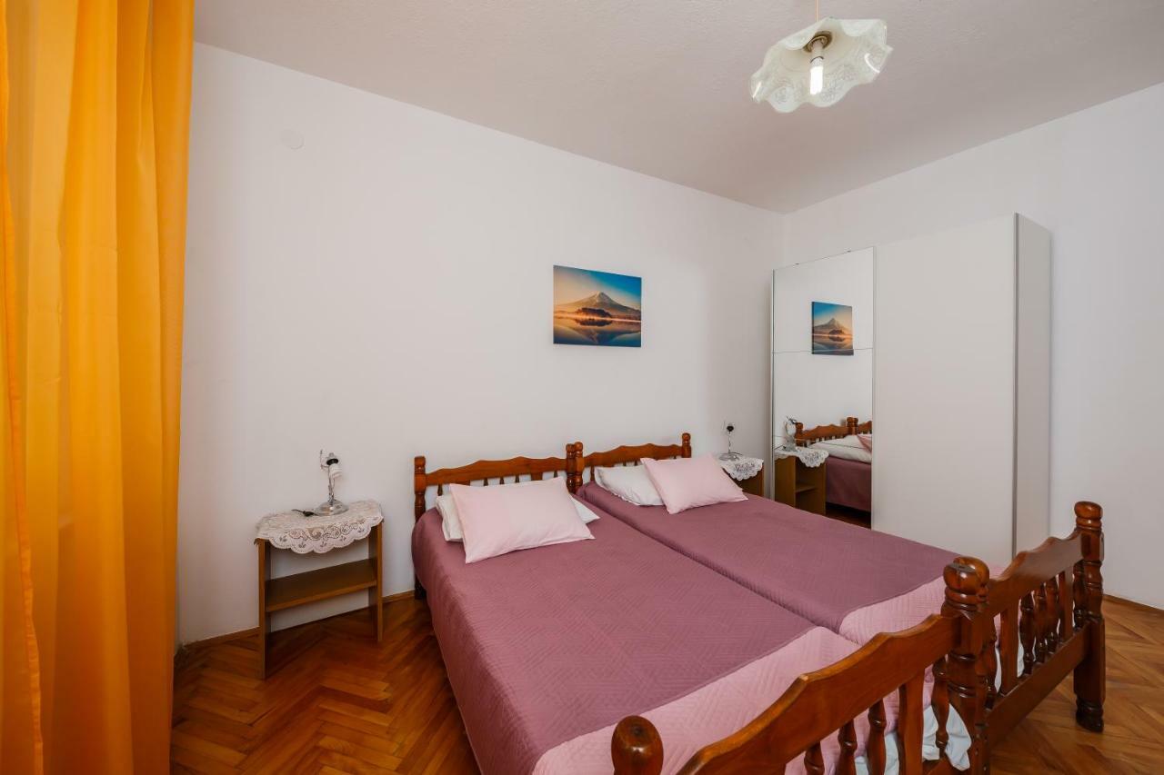 Apartment Mila Kastela