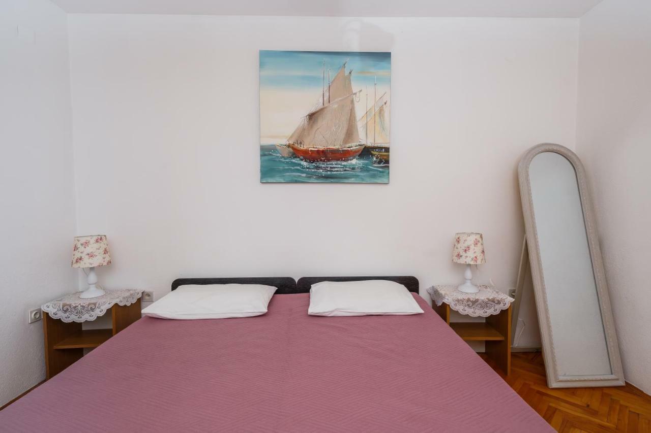 Apartment Mila Kastela